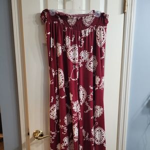 Lightweight boutique wide leg pants!